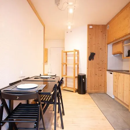 Apartment With Mountain View At The Foot Of Slopes Chamonix