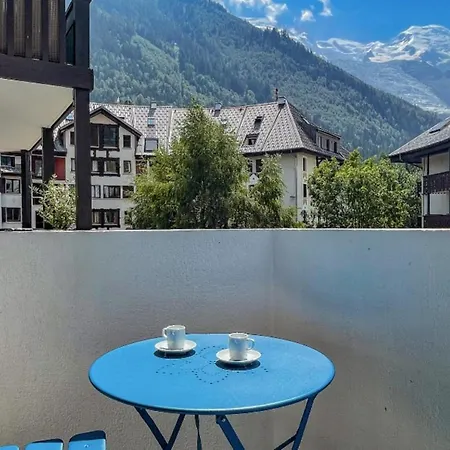 Apartment With Mountain View At The Foot Of Slopes Chamonix